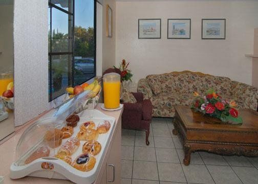 Rodeway Inn La Mesa Room photo